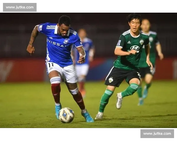 亚冠焦点战武里南联迎战广州恒大中超劲旅客场突围争夺小组出线关键一役